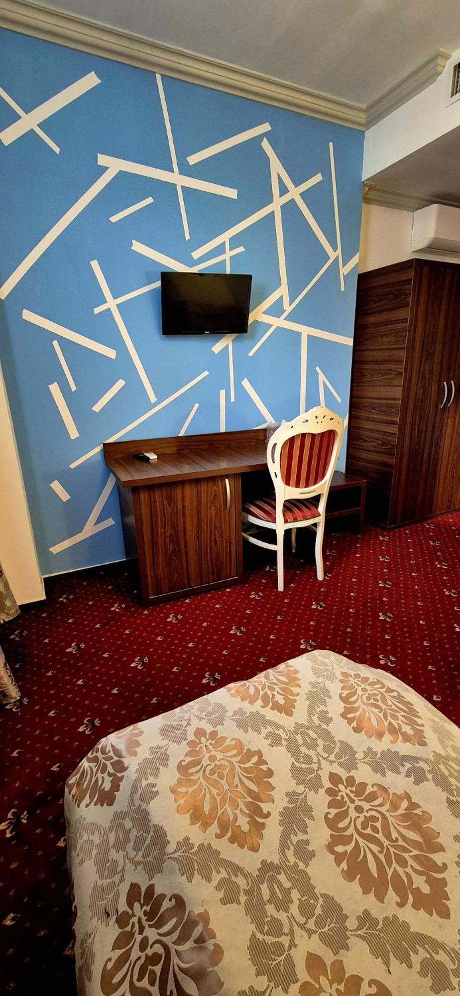 Hostel Orhideea 부자우 외부 사진